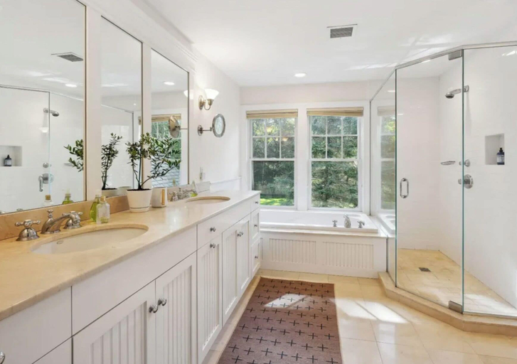 Bathroom 4, Head of Pond House, Suffolk
