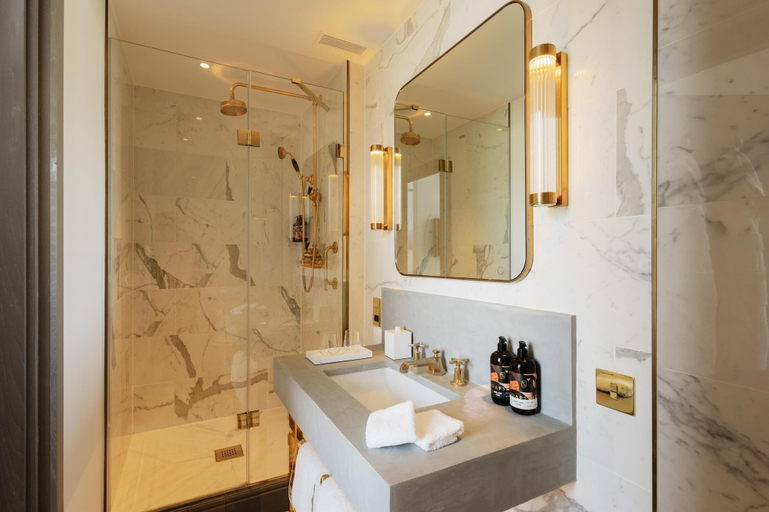 Bathroom 4, Hart Shoreditch Hotel London, Curio Collection by Hilton, London