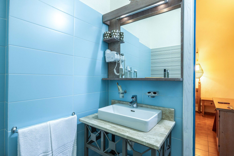 Bathroom 3, TUI BLUE Budoni, Nuoro