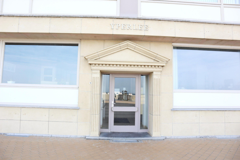 Others 4, Apartment in Nieuwpoort by the Beach, West-Vlaanderen