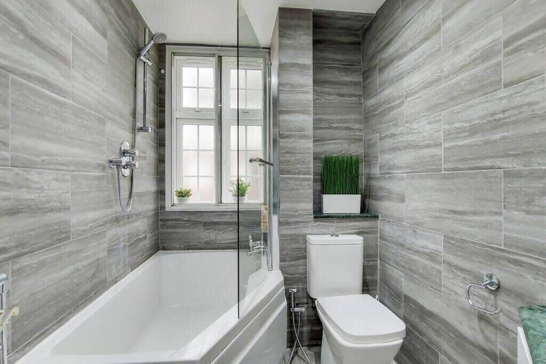 Bathroom, The Princes Residences, London