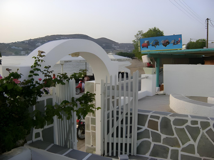 Others 3, Stella, South Aegean