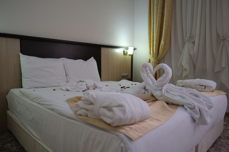 Bedroom 3, Roza Resort Thermal Hotel, Kozaklı