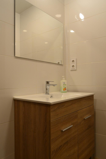 Bathroom 3, Villa de Salas Alojamientos, Asturias