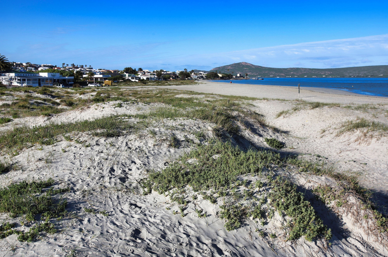 Others 5, Voorschoten, Langebaan 6-Sleeper, West Coast