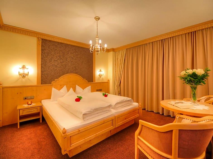 Bedroom 3, Hotel Verwall, Landeck