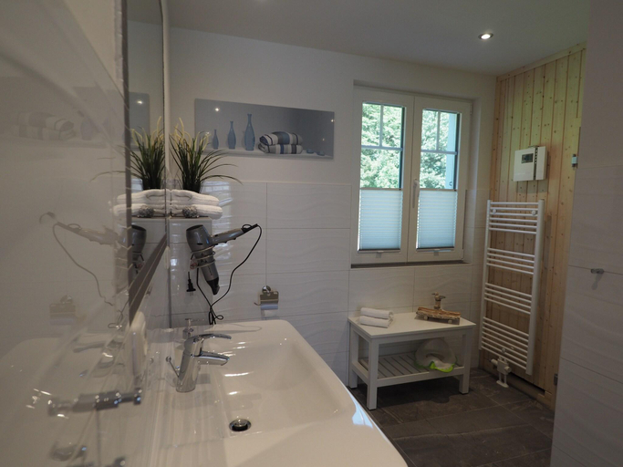 Bathroom 3, Ferienhaus in Rerik mit Garten, Rostock