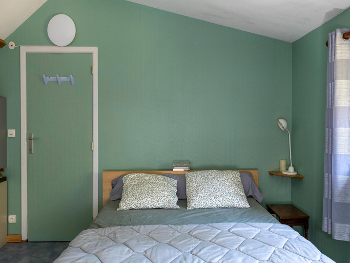 Bedroom 2, Country House near Parc du Morvan with Pool, Nièvre