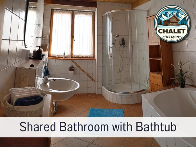 Others 4, Chalet Weyarn - Doppelzimmer mit Gartenblick, Miesbach
