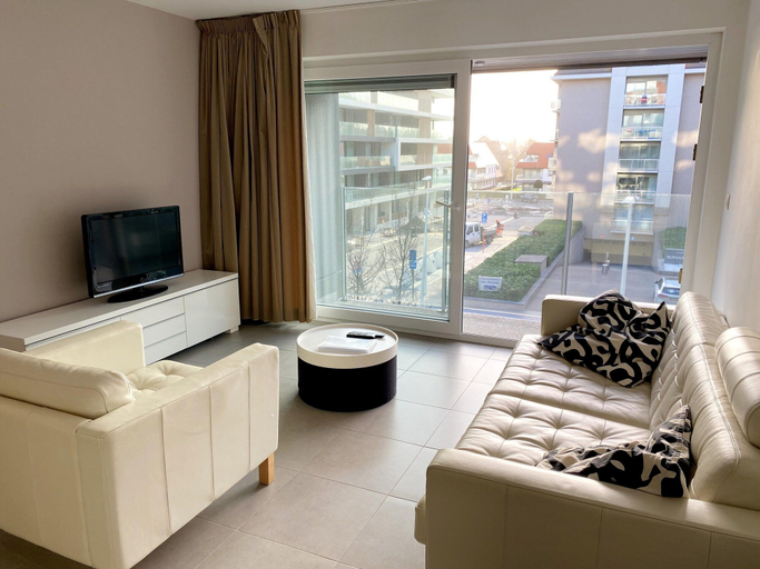 Others 3, Apartment in Nieuwpoort With Terrace, West-Vlaanderen