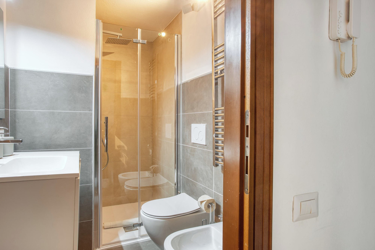 Bathroom 2, JOIVY Chic studio near to city centre, Milano