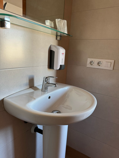 Bathroom, L'Oncle Pere Habitacions, Valencia