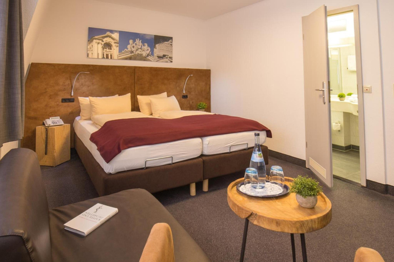 Bedroom 2, Hotel Residenz, Ravensburg