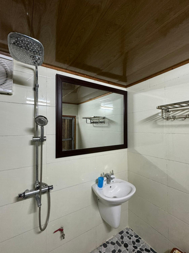 Bathroom, Liverpoolhouse homestay Lam Binh, Nà Hang