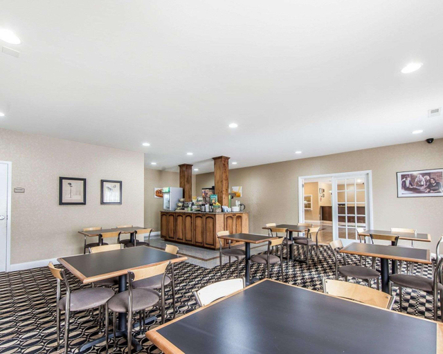 Food & Drinks 4, Quality Inn & Suites Bremen, Carroll