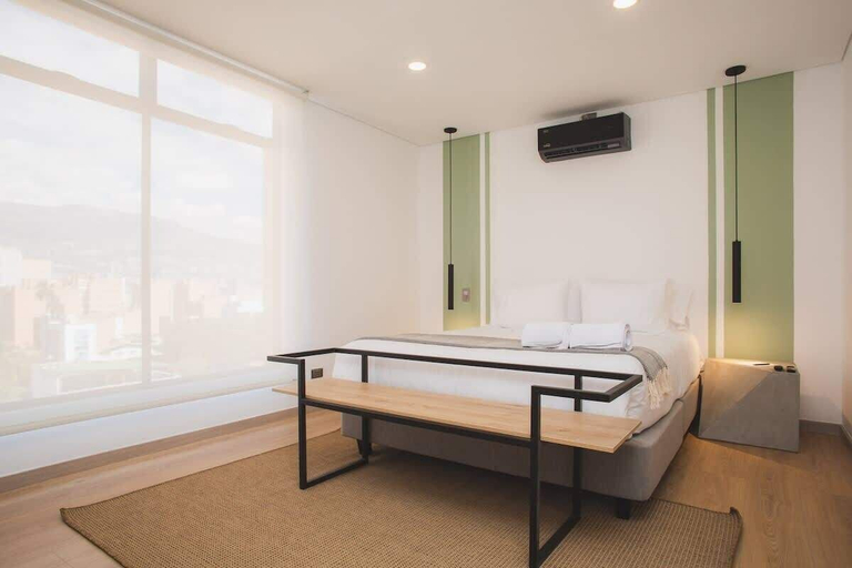 Bedroom 3, Cool 3 BR W/ Balcony in Laureles Medellín, Medellín