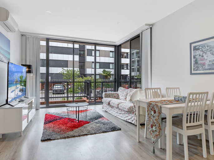 Others 4, Kozyguru | Penrith | 2 Bed 2 Bath Apt Free Parking, Penrith - West