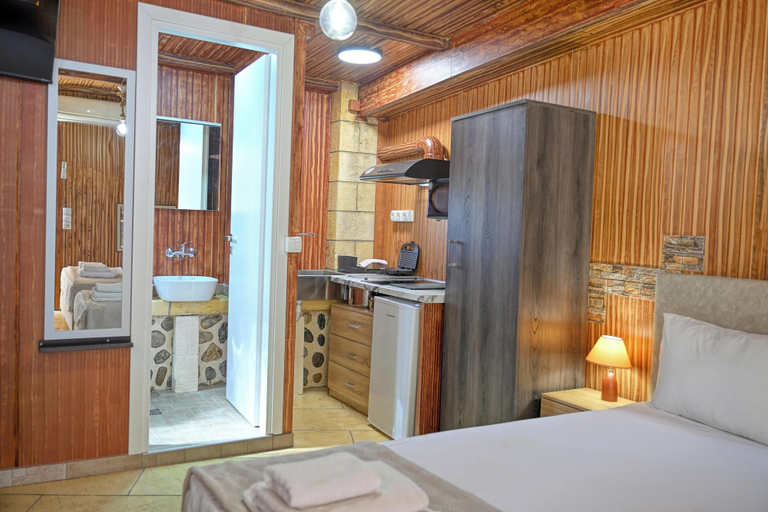 Bedroom 2, Anemomili Village, Crete