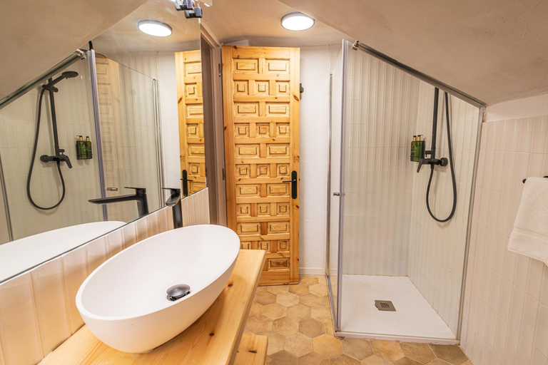 Bathroom 4, Hotel Bestprice Santillana, Cantabria