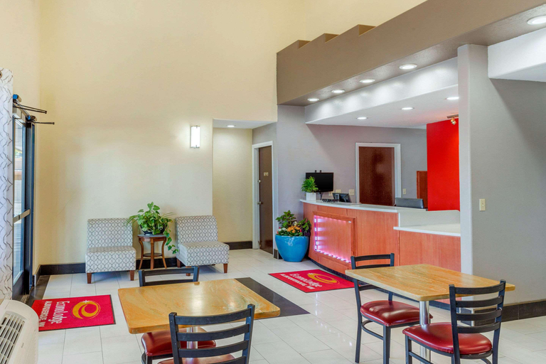 Public Area 2, Econo Lodge West - Coors Blvd, Bernalillo