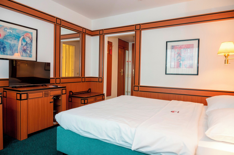 Bedroom 9