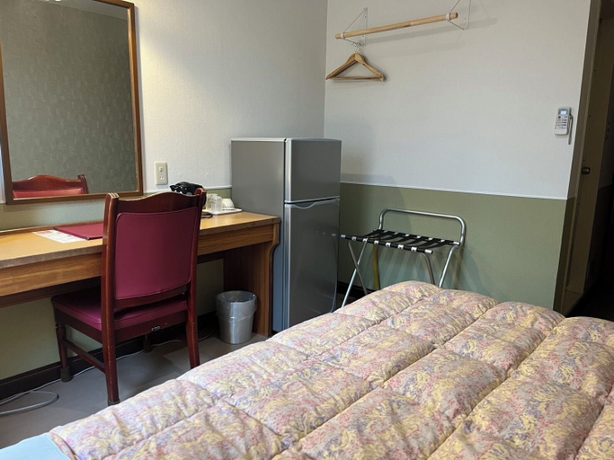 Bedroom 4, Oka Hotel, Kanazawa