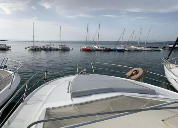View from property 4, Apartment With Terrace & Pool, Var