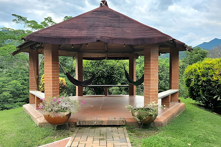 Exterior & Views, Casa rodeada de naturaleza en Villeta, Villeta