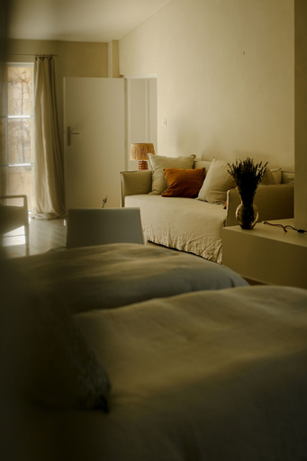 Bedroom 2, Mas des Precheurs, Bouches-du-Rhône