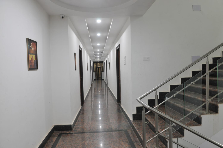 Public Area 2, New Hotel Shiva, Gaya