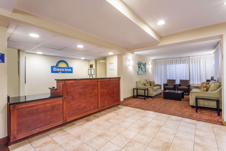 Public Area 2, Days Inn by Wyndham Charlottesville/University, Charlottesville