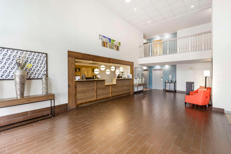 Public Area 2, Comfort Inn Meridian - Bonita Lakes, Lauderdale