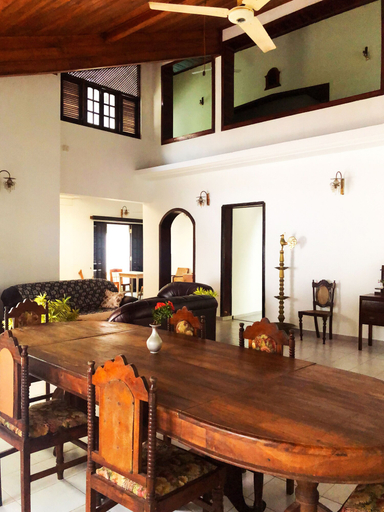Food & Drinks, Hotel Happy Vibes, Galle Four Gravets