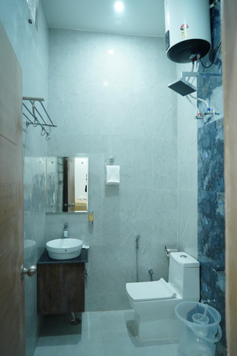 Bathroom 3, JSR Residency By AKC Hotels, Rishikesh, Garhwal