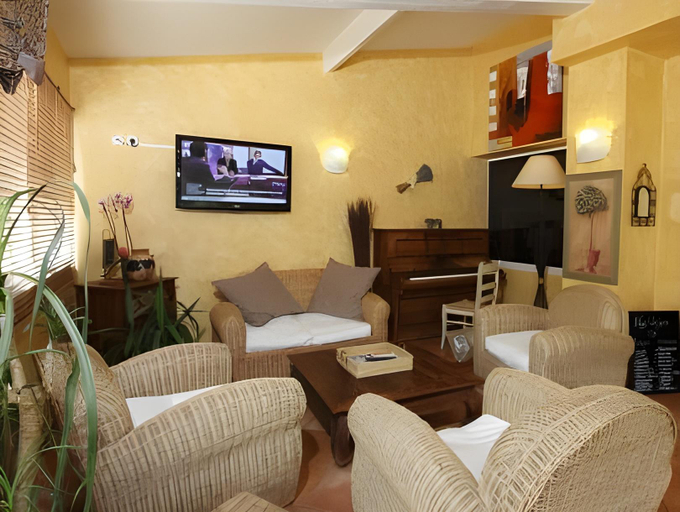 Public Area 2, Hôtel les calanques, Var