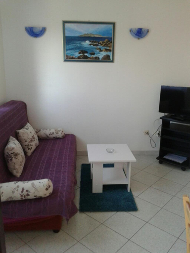 Others 4, Apartments Magda, Supetar
