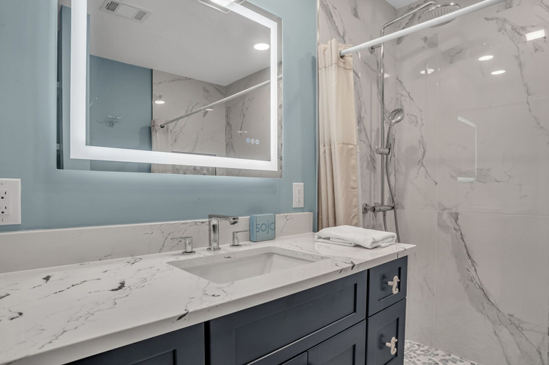 Bathroom 3, 559 Ocean Course at The Sea Pines Resort, Beaufort