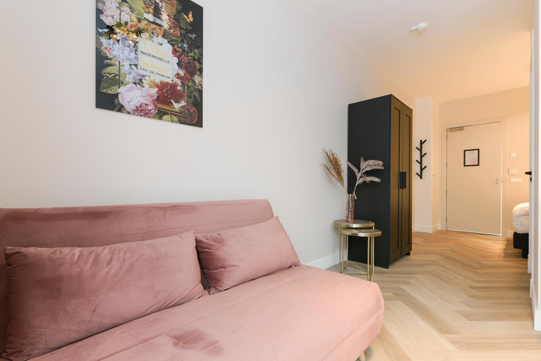 Bedroom 4, Novallure Short Stay Apartments, The Hague