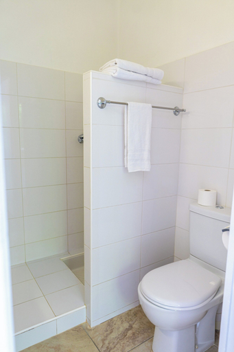 Bathroom 5, Hôtel Les Oliviers, Var
