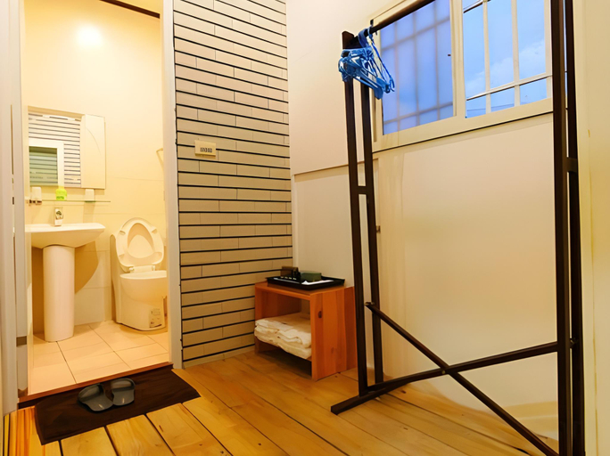Bathroom 3, Happiness Yes Inn, Yilan