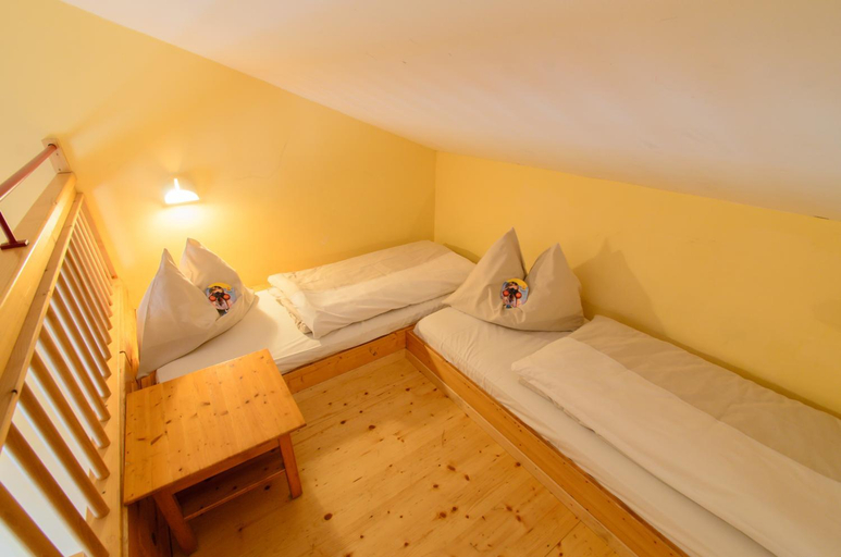 Bedroom 3, JUFA Hotel Maria Lankowitz am See, Voitsberg