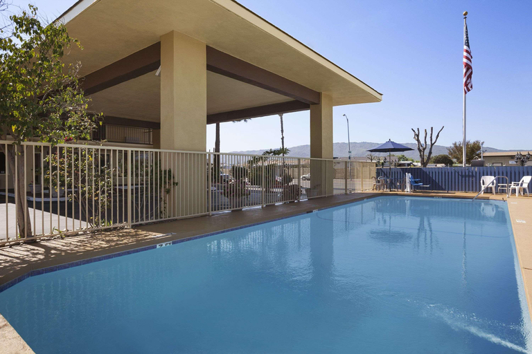 Sport & Beauty 5, Days Inn by Wyndham Gilroy, Santa Clara