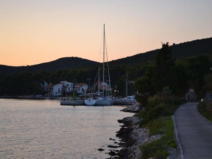 Others 3, Apartment in Molat near Brgulje Ferry Port, Sali