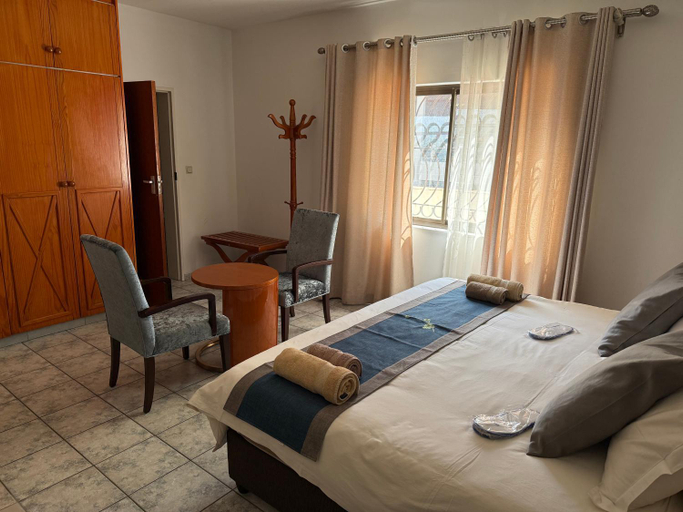 Bedroom 3, Hotel Pension Steiner, Windhoek West