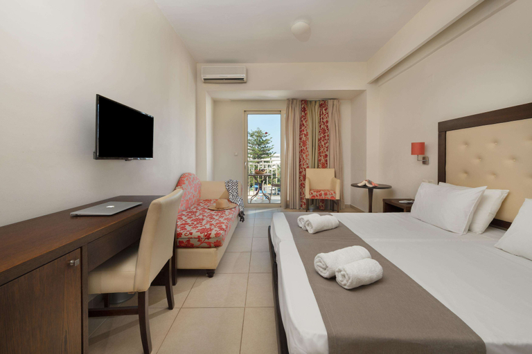Bedroom 3, Marilena Hotel - All inclusive, Crete