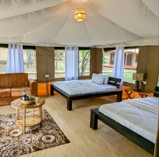 Bedroom 5, Double G Safaris and Camp Mikumi, Kilosa