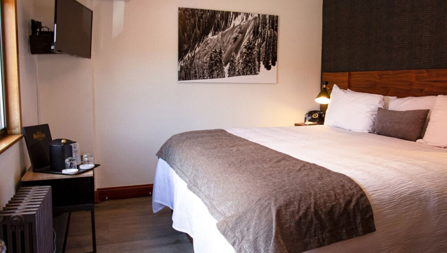 Bedroom 2, Hotel Bristol, Routt