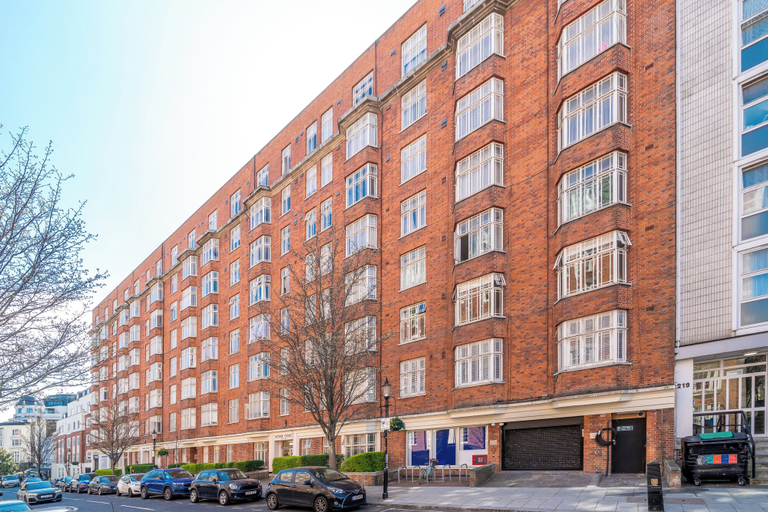 Exterior & Views, JOIVY 2-bed flat near Notting Hill, London