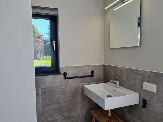 Bathroom 4, Villa in Balk With Private Jetty on Slotermeer, Gaasterlân-Sleat