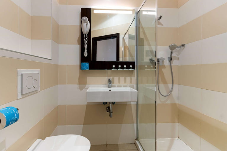 Bathroom 8